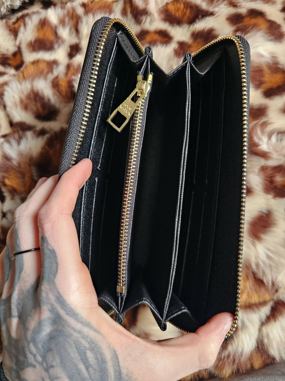 Louis Vuitton Black Embossed Zipper Wallet - Picture 6 of 7